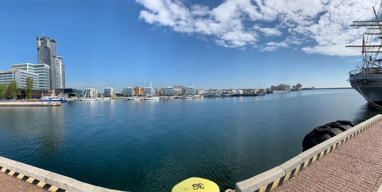 Apartament Yacht Park Marina Гдиня Екстер'єр фото