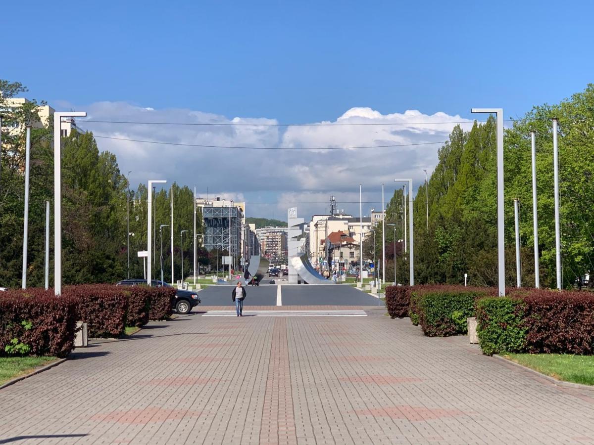 Apartament Yacht Park Marina Гдиня Екстер'єр фото