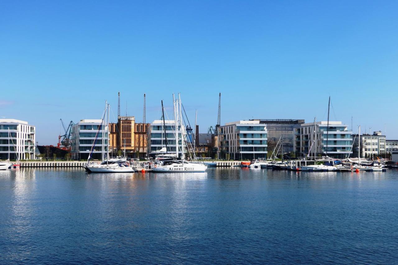 Apartament Yacht Park Marina Гдиня Екстер'єр фото
